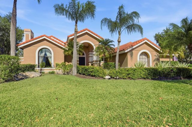 4221 ESCONDITO CIRCLE, Sarasota, FL 34238