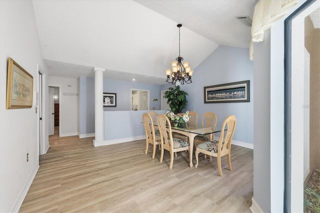 4221 ESCONDITO CIRCLE, Sarasota, FL 34238