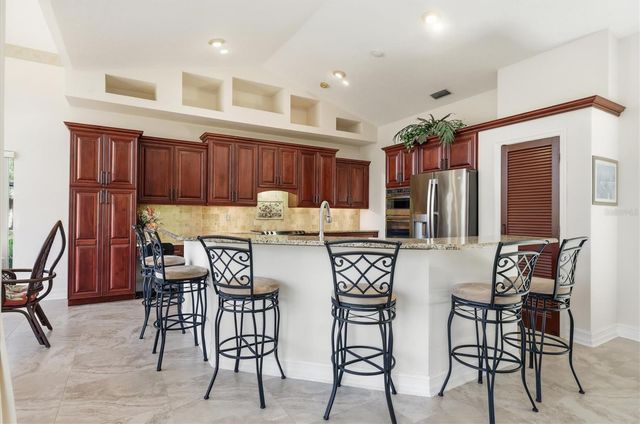 4221 ESCONDITO CIRCLE, Sarasota, FL 34238