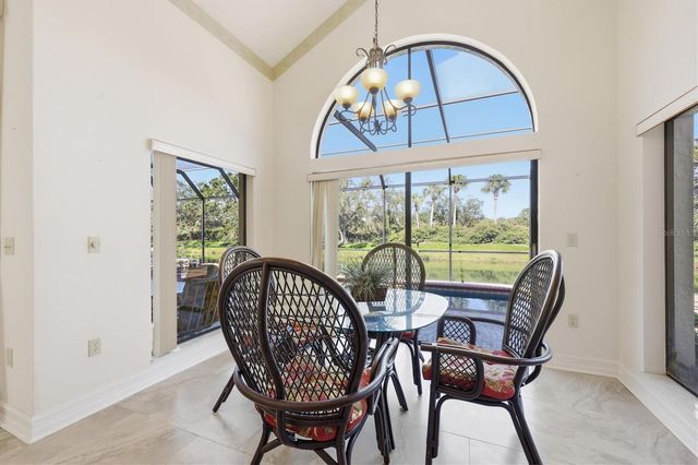 4221 ESCONDITO CIRCLE, Sarasota, FL 34238