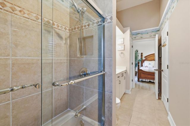 4221 ESCONDITO CIRCLE, Sarasota, FL 34238