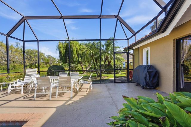 4221 ESCONDITO CIRCLE, Sarasota, FL 34238