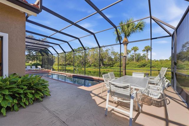 4221 ESCONDITO CIRCLE, Sarasota, FL 34238