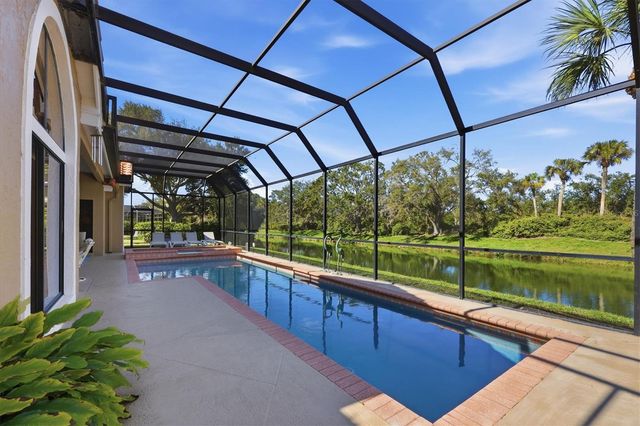 4221 ESCONDITO CIRCLE, Sarasota, FL 34238