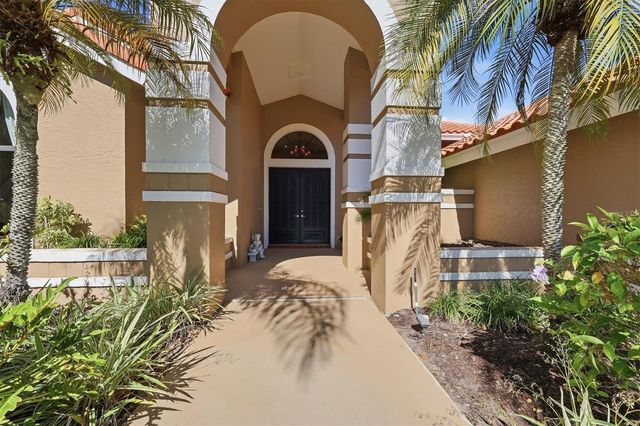 4221 ESCONDITO CIRCLE, Sarasota, FL 34238