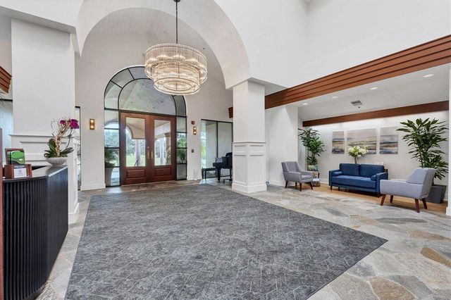 4221 ESCONDITO CIRCLE, Sarasota, FL 34238