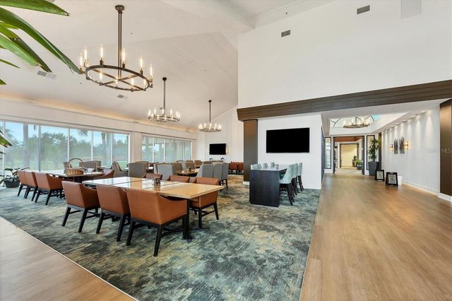 4221 ESCONDITO CIRCLE, Sarasota, FL 34238