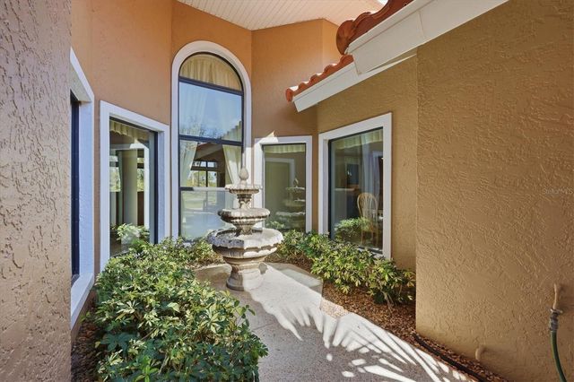 4221 ESCONDITO CIRCLE, Sarasota, FL 34238