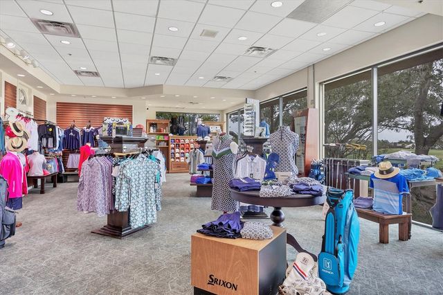 4221 ESCONDITO CIRCLE, Sarasota, FL 34238