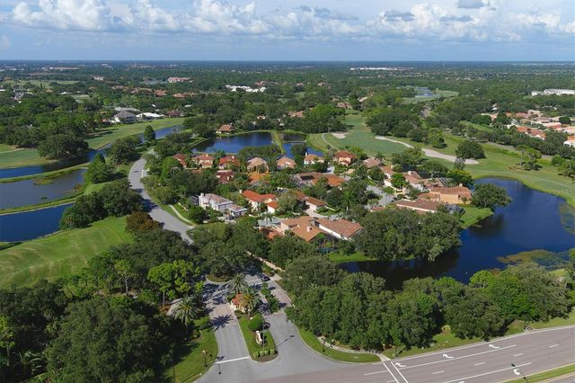 4221 ESCONDITO CIRCLE, Sarasota, FL 34238