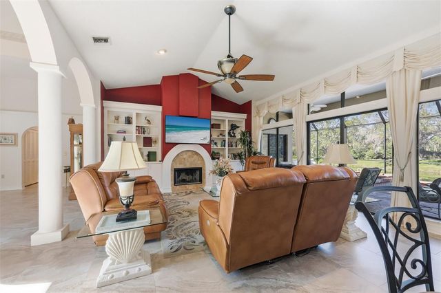 4221 ESCONDITO CIRCLE, Sarasota, FL 34238