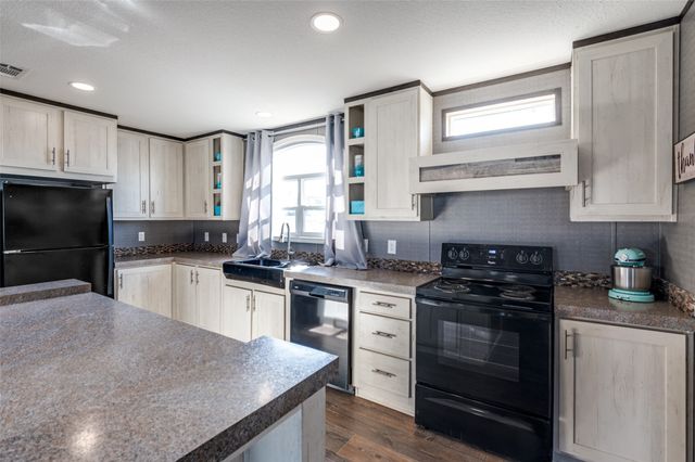 137 Ravenna Street, Princeton, TX 75407