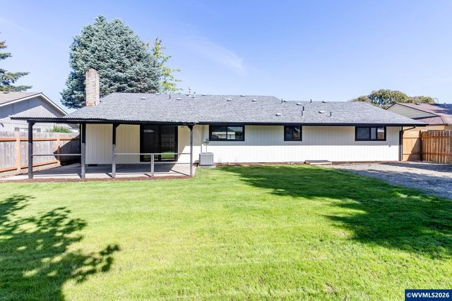 4282 Vernon Lp NE, Salem, OR 97305