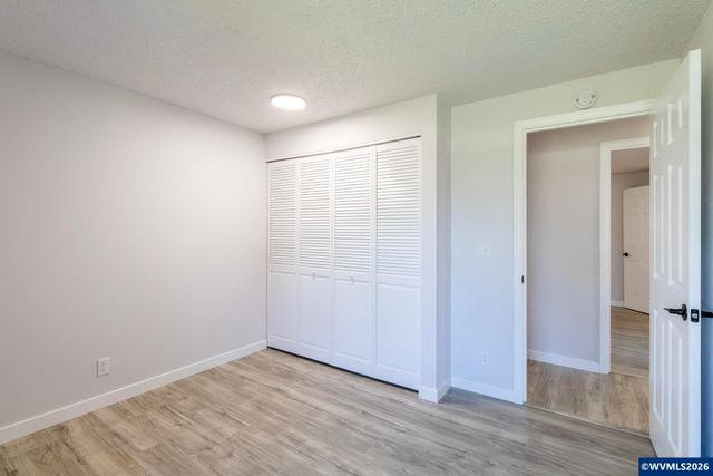 4282 Vernon Lp NE, Salem, OR 97305