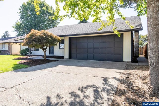 4282 Vernon Lp NE, Salem, OR 97305