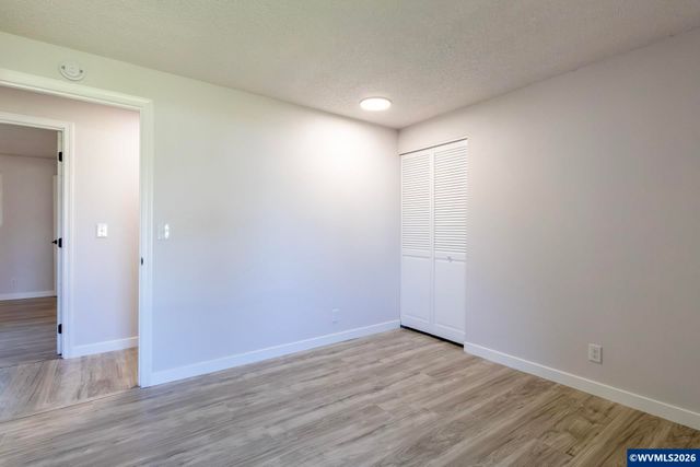 4282 Vernon Lp NE, Salem, OR 97305