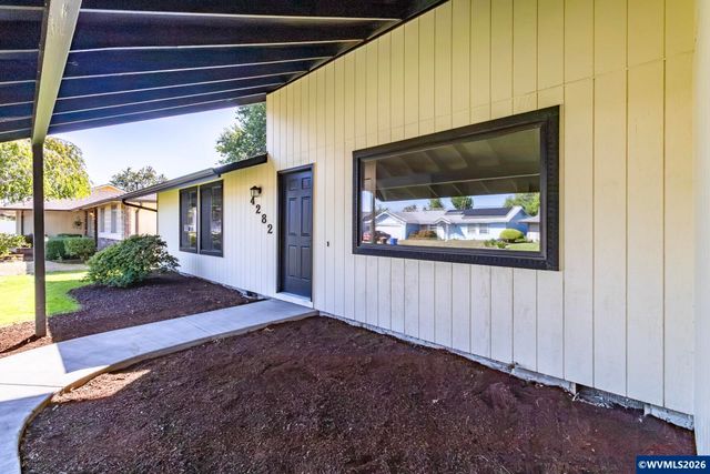 4282 Vernon Lp NE, Salem, OR 97305