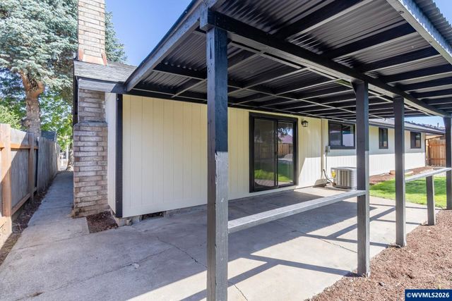 4282 Vernon Lp NE, Salem, OR 97305