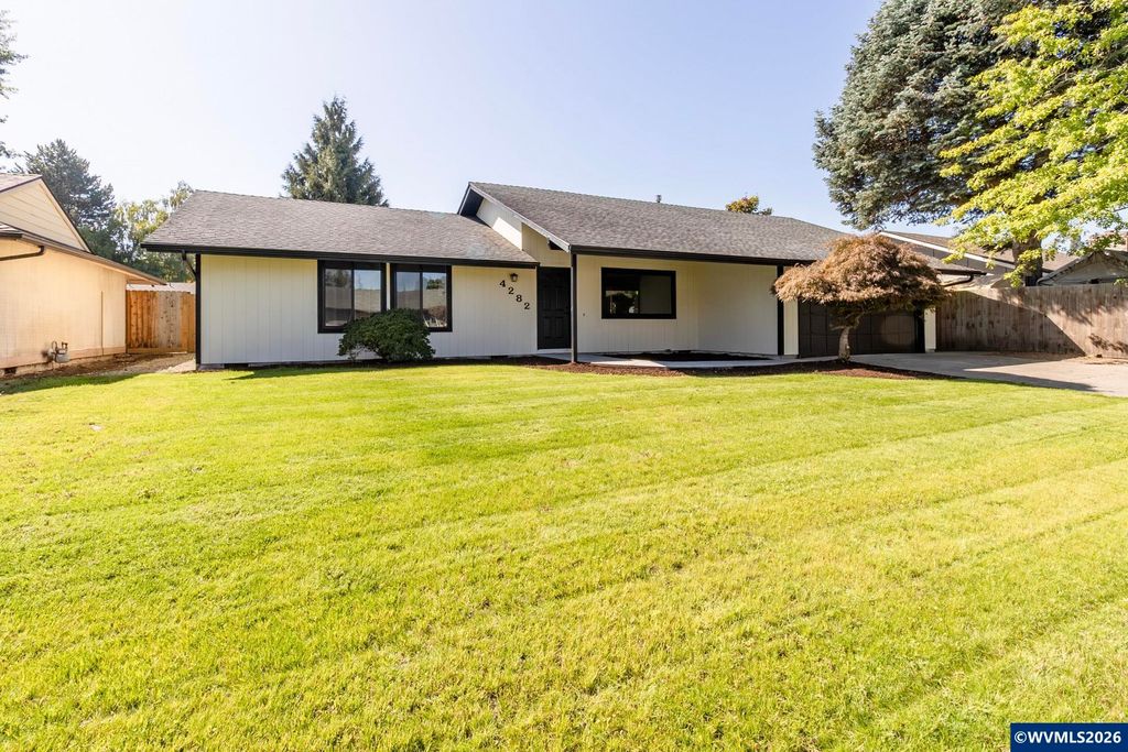 4282 Vernon Lp NE, Salem, OR 97305