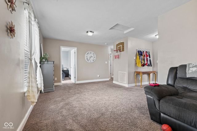 12992 N Collett Way, Camby, IN 46113