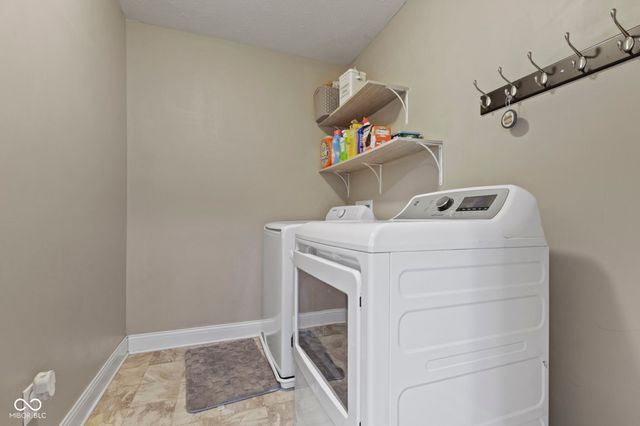 12992 N Collett Way, Camby, IN 46113