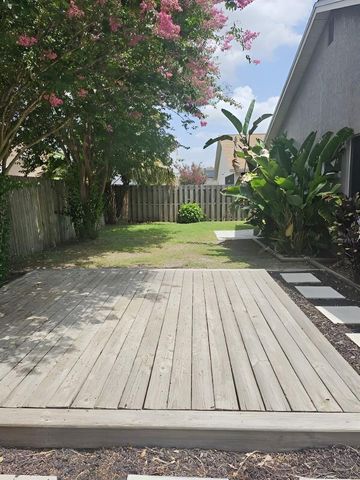 1929 SEDGEFIELD STREET, Brandon, FL 33511