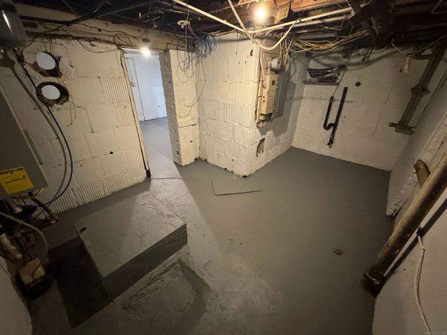 190 Bonner Street, Hartford, CT 06106