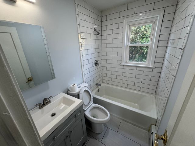 190 Bonner Street, Hartford, CT 06106