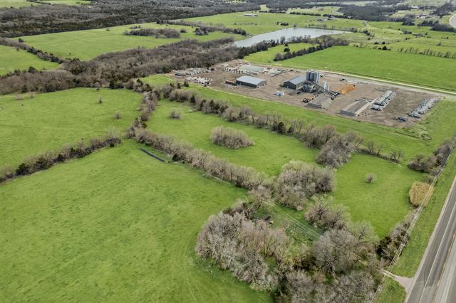 002 Tx-160, Whitewright, TX 75491