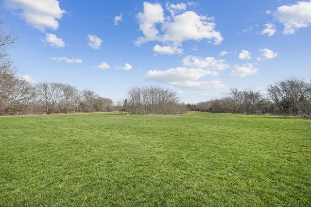 002 Tx-160, Whitewright, TX 75491