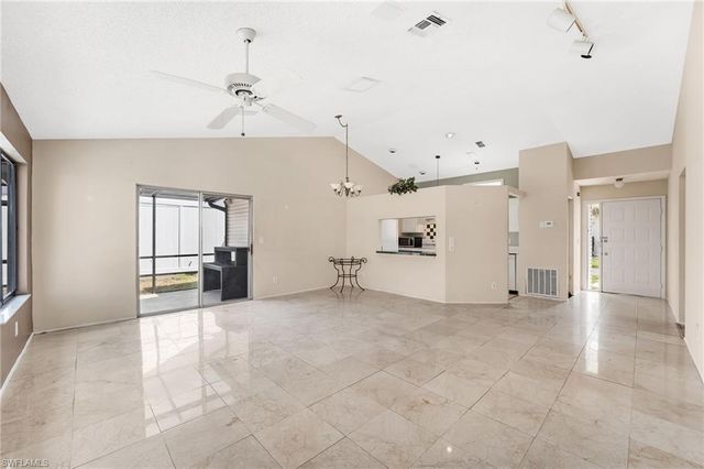 5581 Longleaf DR, North Fort Myers, FL 33917