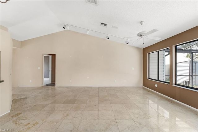 5581 Longleaf DR, North Fort Myers, FL 33917