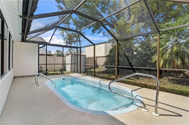 5581 Longleaf DR, North Fort Myers, FL 33917