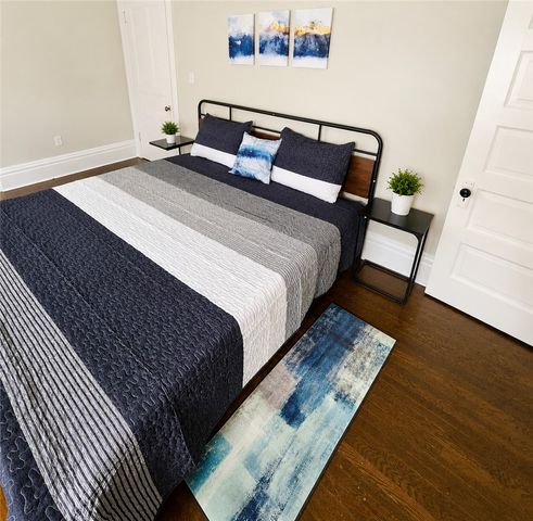 224 S Pacific Ave 2R, Friendship Park, PA 15224