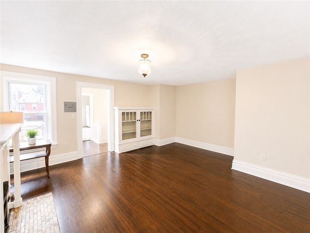 224 S Pacific Ave 2R, Friendship Park, PA 15224
