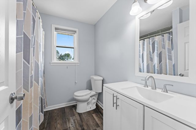 1912 Woodlawn Rd, Clarksville, TN 37042