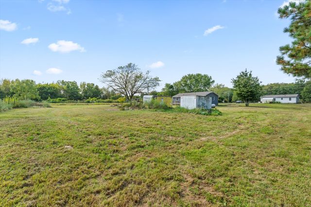 1912 Woodlawn Rd, Clarksville, TN 37042