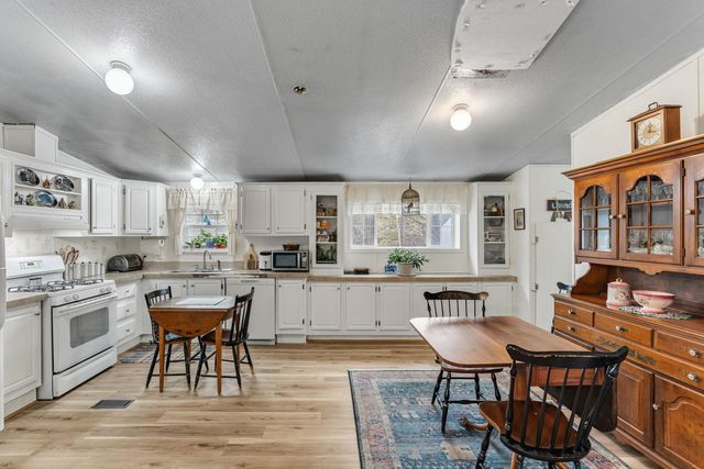14 Overlook Drive, Montpelier, VT 05602