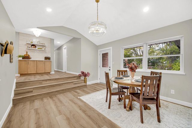 9446 Hilltop Drive, St. John, IN 46373