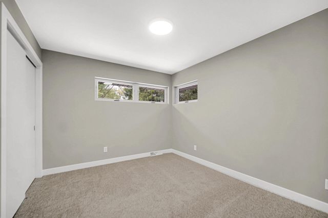 9446 Hilltop Drive, St. John, IN 46373