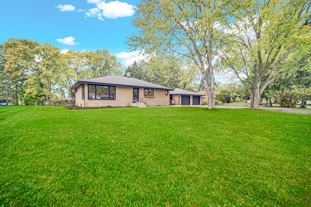 9446 Hilltop Drive, St. John, IN 46373
