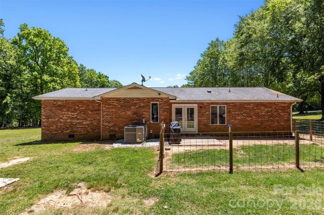 229 Hoyles Road, Kings Mountain, NC 28086