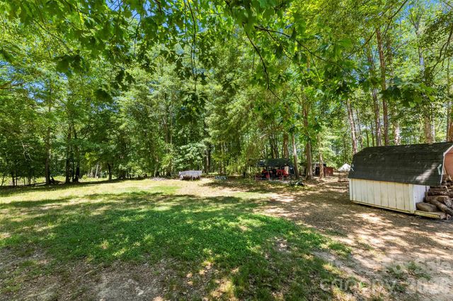 229 Hoyles Road, Kings Mountain, NC 28086