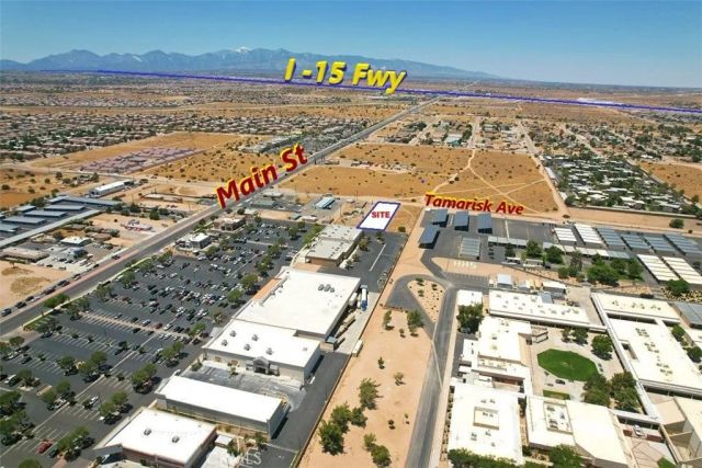 25 Tamarisk, Hesperia, CA 92345