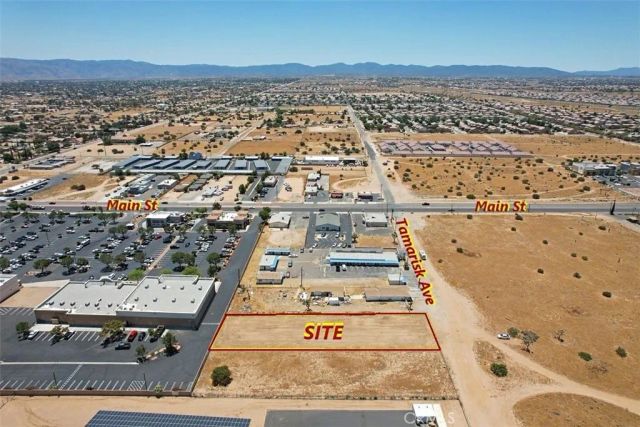 25 Tamarisk, Hesperia, CA 92345