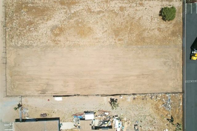 25 Tamarisk, Hesperia, CA 92345