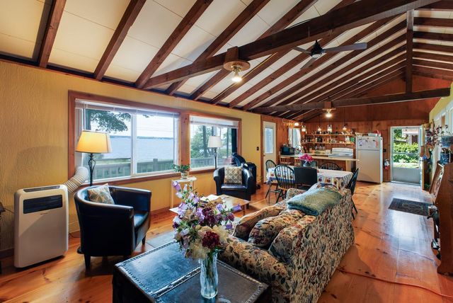 1741 South End Road, North Hero, VT 05474