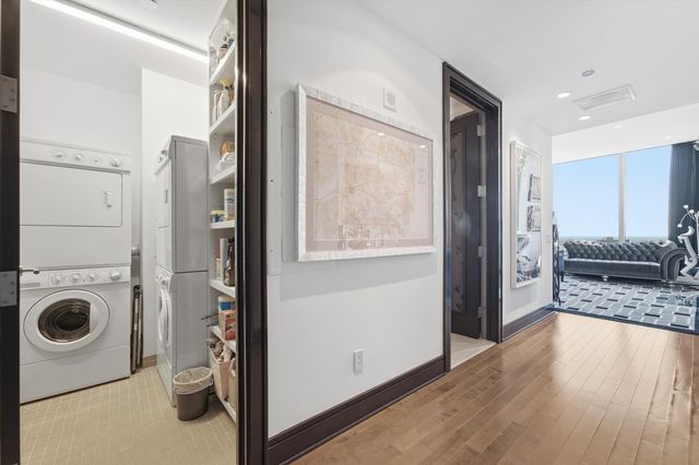 401 N Wabash Avenue 29A, Chicago, IL 60611
