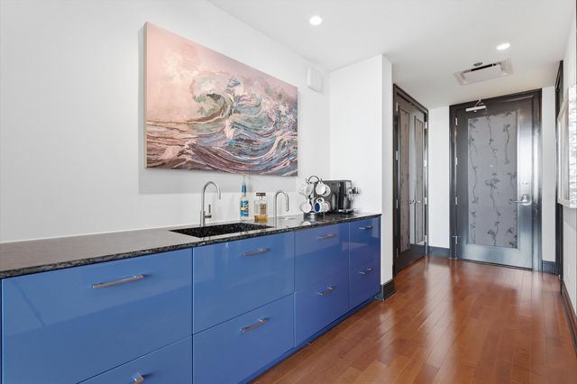 401 N Wabash Avenue 29A, Chicago, IL 60611