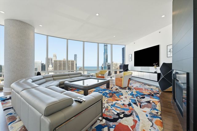 401 N Wabash Avenue 29A, Chicago, IL 60611
